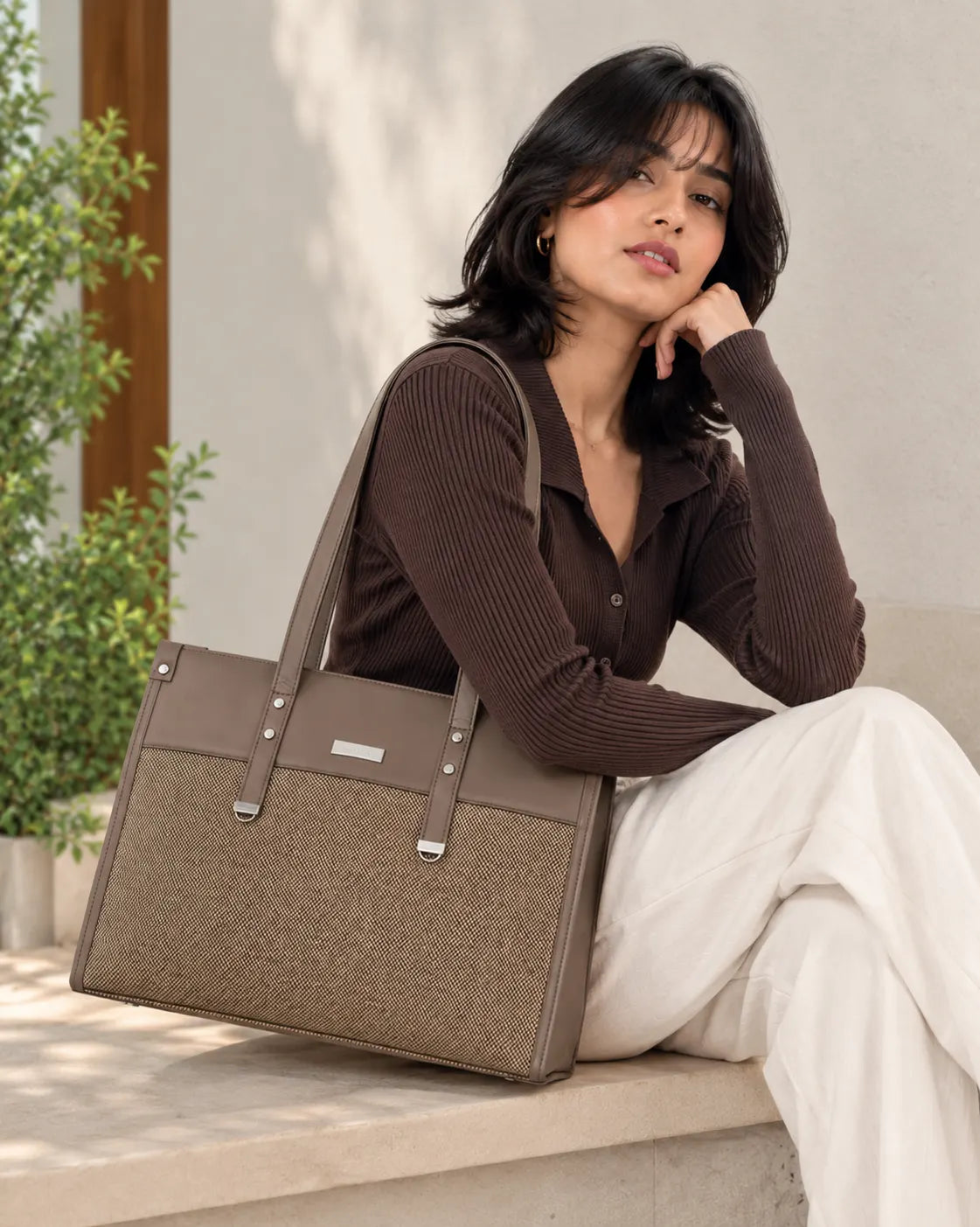 Practical Minimalist Tan & Beige Tote Bag