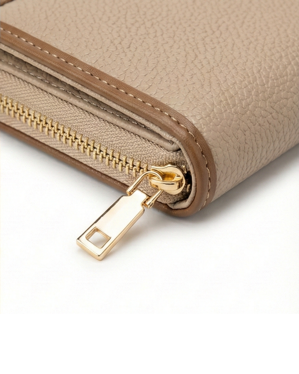 Long Wallet –By- Lora Halle